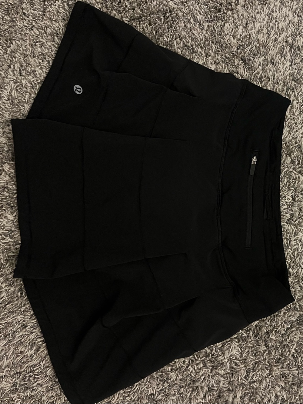 Lululemon Black Pacer Skirt size 2 (short length)